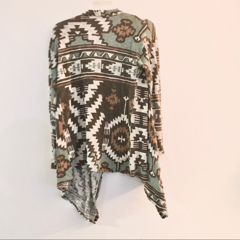 Aztec Cardigan - Picture 3 of 4